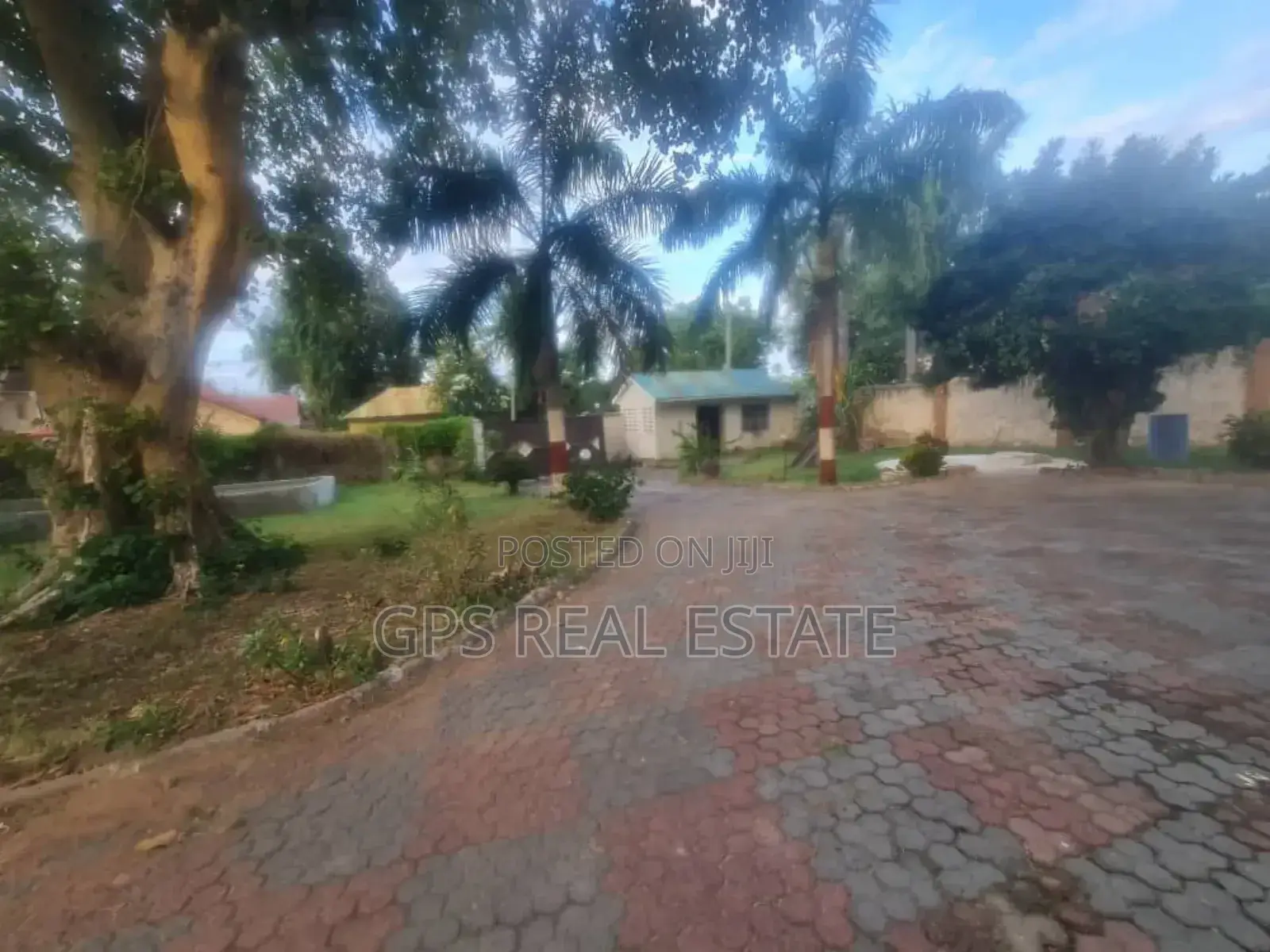 Mini Flat in Ununio Beach, Kinondoni for sale