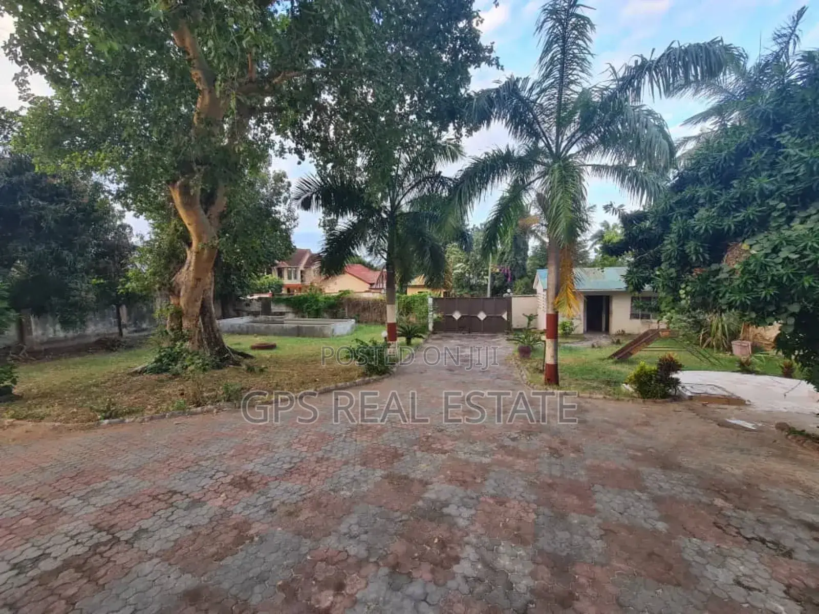 Mini Flat in Ununio Beach, Kinondoni for sale