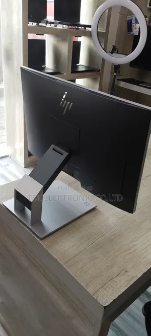 New Desktop Computer HP EliteDesk 800 G4 8GB Intel Core I5 SSD 256GB