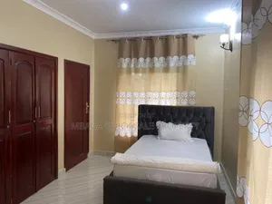 Furnished 2bdrm Apartment in Ada Estate for rent