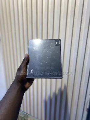 New Samsung Galaxy Z Fold 3 256 GB Black