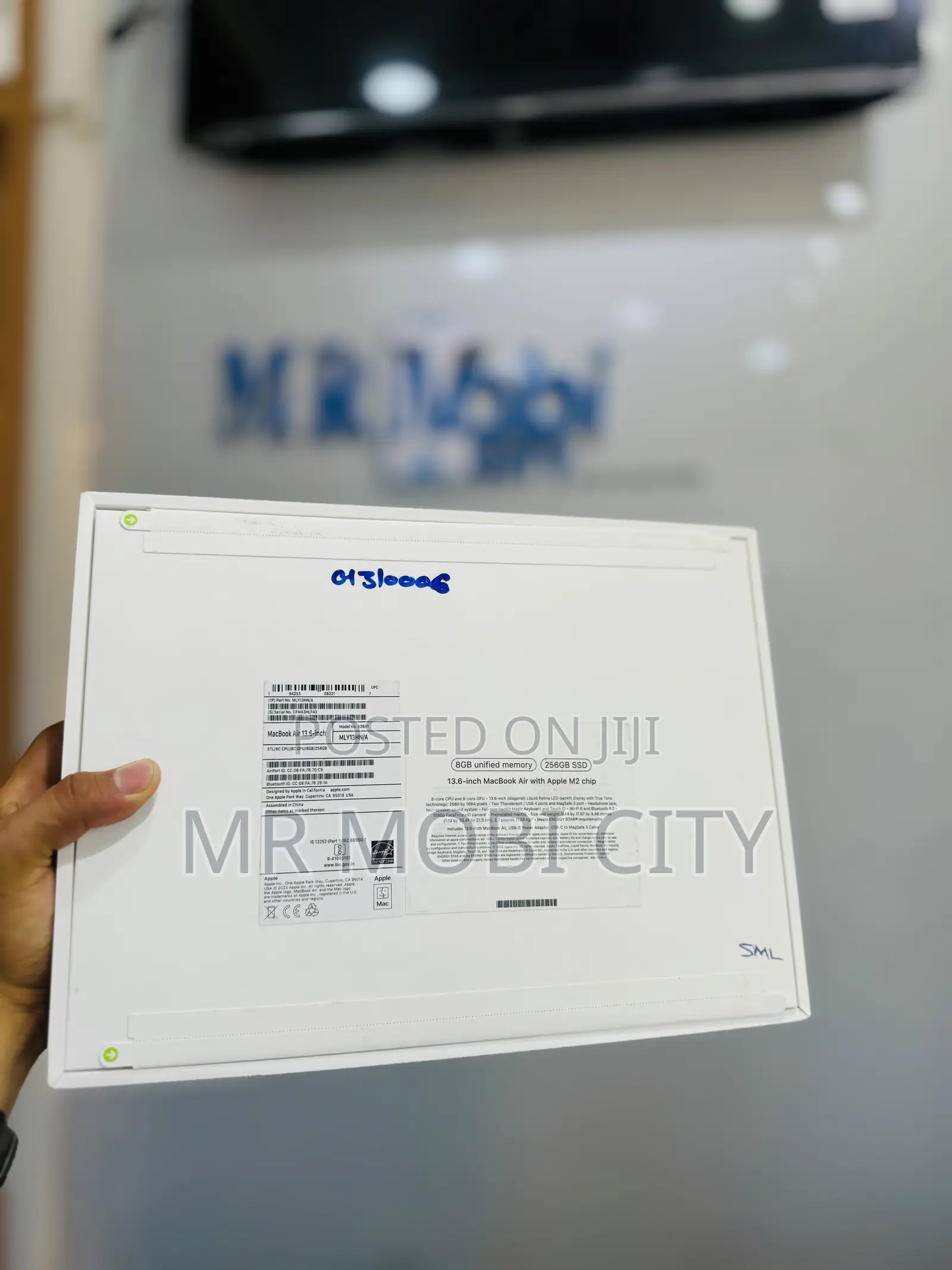 New Laptop Apple MacBook Air 2023 M2 8GB Apple M2 SSD 256GB
