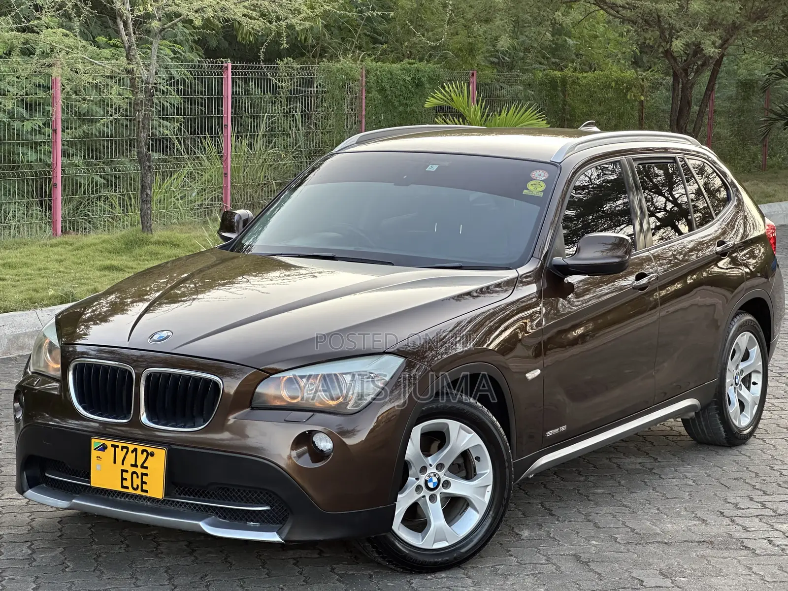 BMW X1 2012 Brown