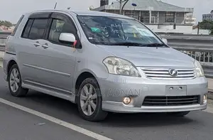 Toyota Raum 1.5 FWD 2008 Silver