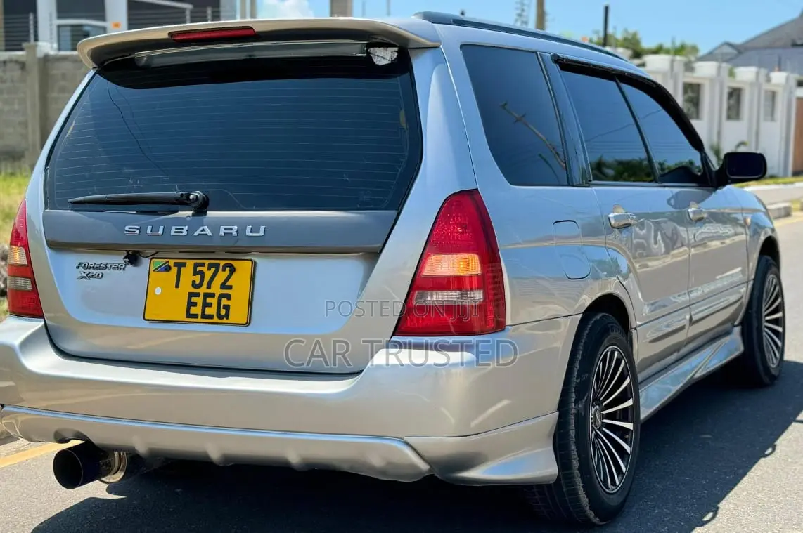 Subaru Forester Automatic 2004 Silver