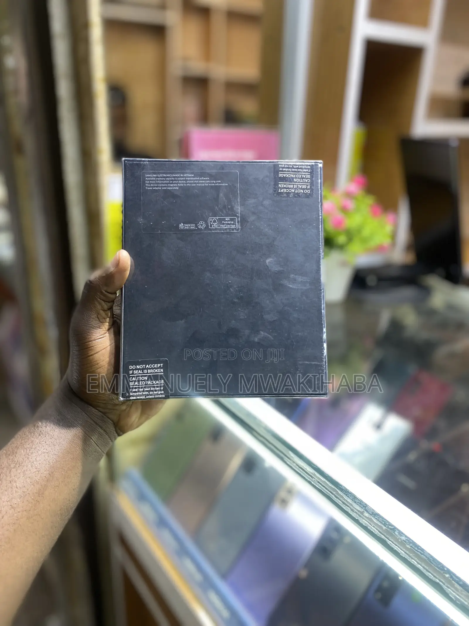 New Samsung Galaxy Z Fold4 256 GB Black