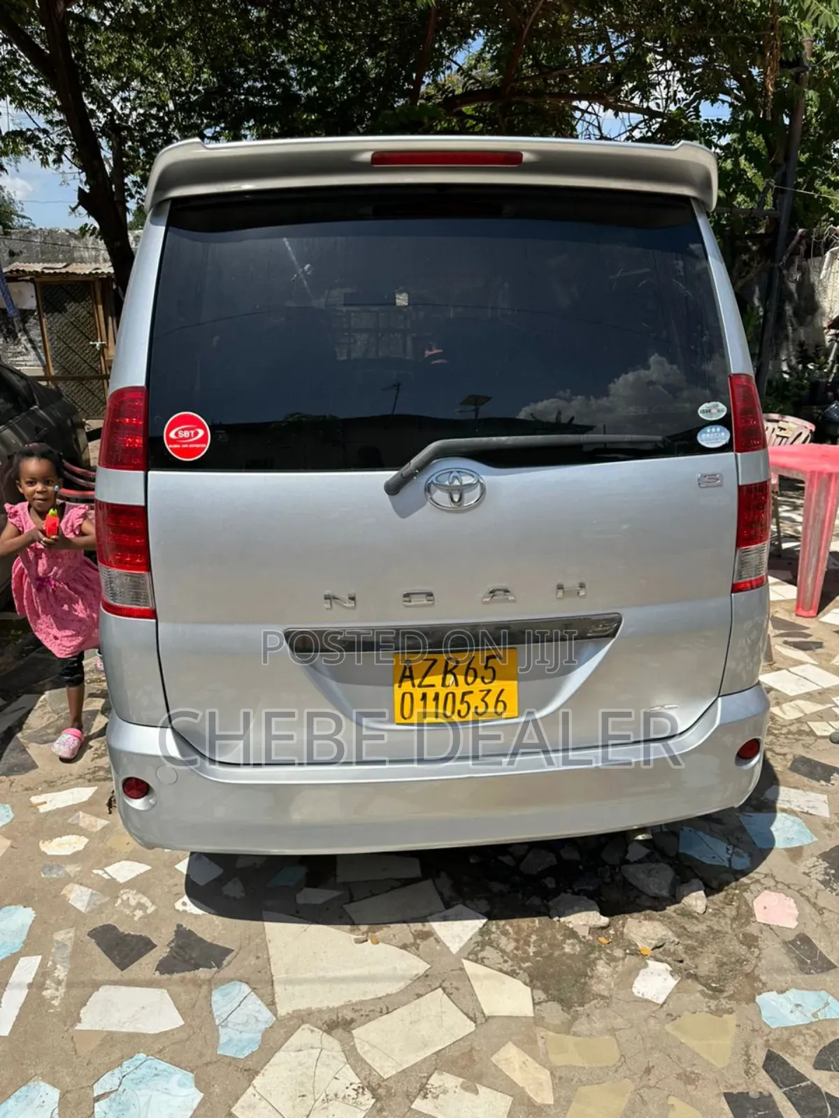 Toyota Noah 2005 Silver