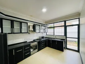 Furnished 2bdrm Apartment in Oyster Bay for rent