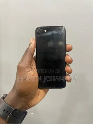Apple iPhone 8 64 GB Black