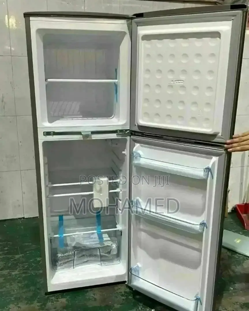 Aborder Fridge/Friji 180L