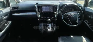 Toyota Alphard 2019 White