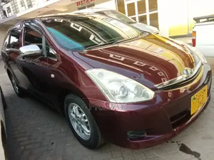 Toyota Wish 2004 Brown