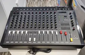 Yamaha Power Mixer (Pmx-1208du) 12channel