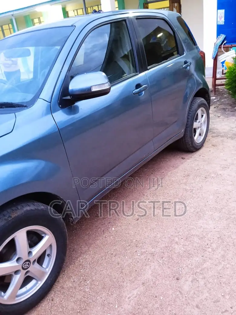 Toyota Rush 1.5 AWD 2008 Gray