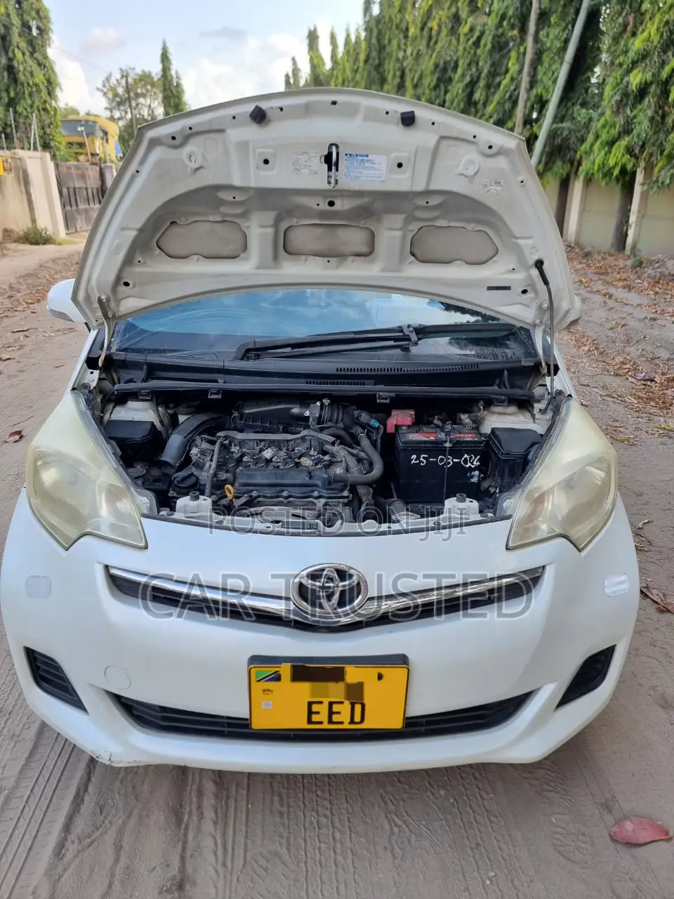 Toyota Ractis 1.3 FWD 2008 White