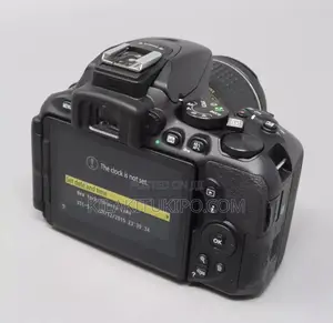 Nikon D5600 24.3MP Camera 
AF-P 18-55mm Dx VR Lens