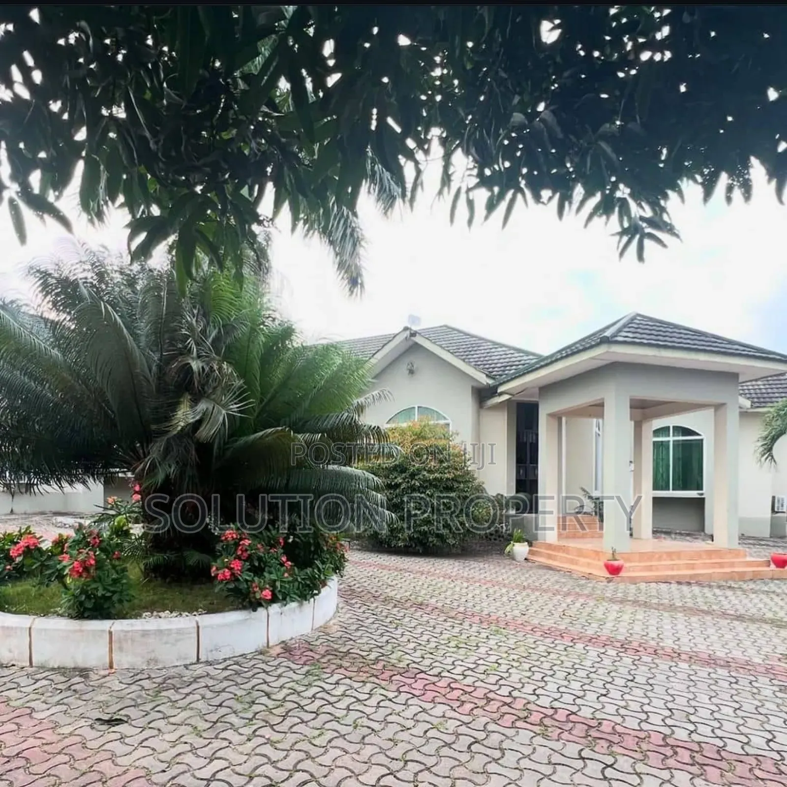 Furnished 4bdrm House in Goba for rent