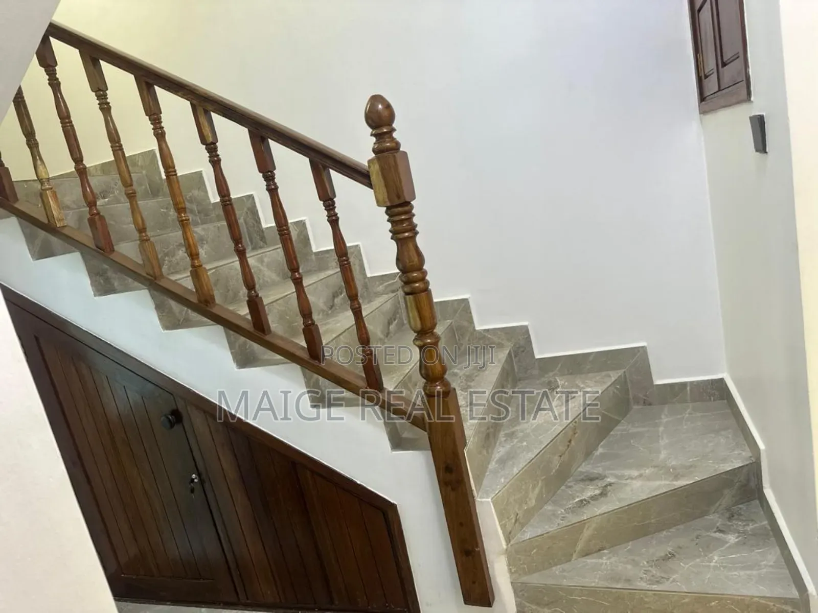 4bdrm Villa in Masaki for rent