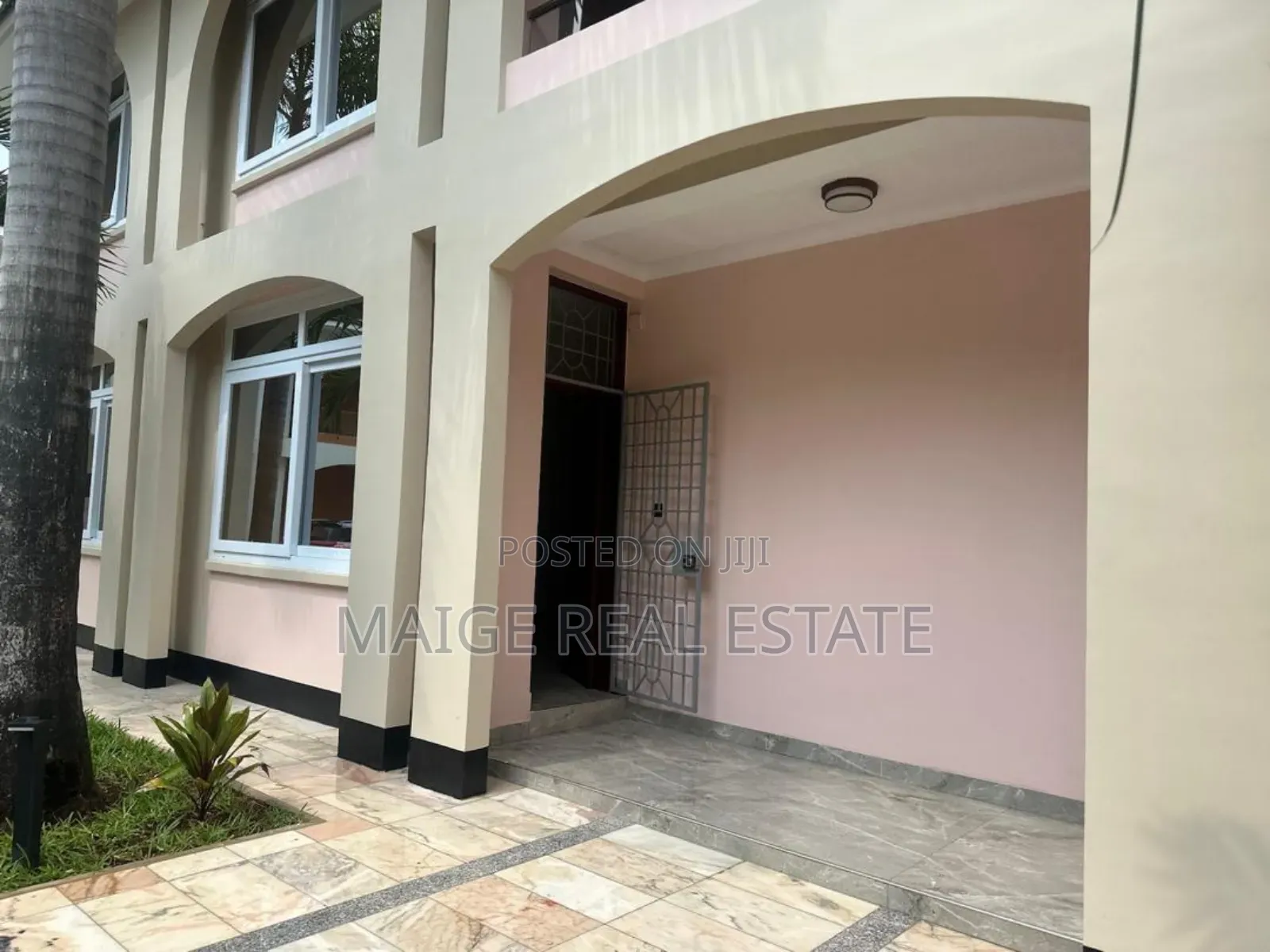 4bdrm Villa in Masaki for rent