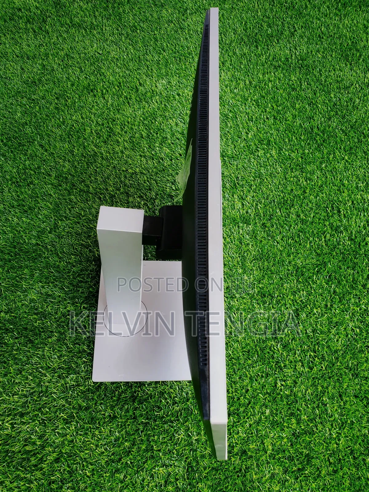 HP Frameless Monitor