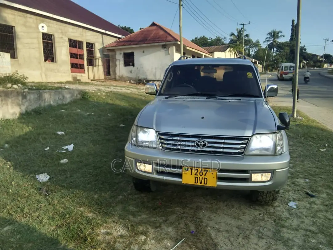 Toyota Land Cruiser Prado 3.0 TD 2001 Silver