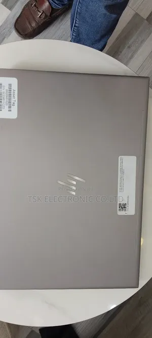 New Laptop HP ZBook Studio G5 16GB Intel Xeon SSD 512GB