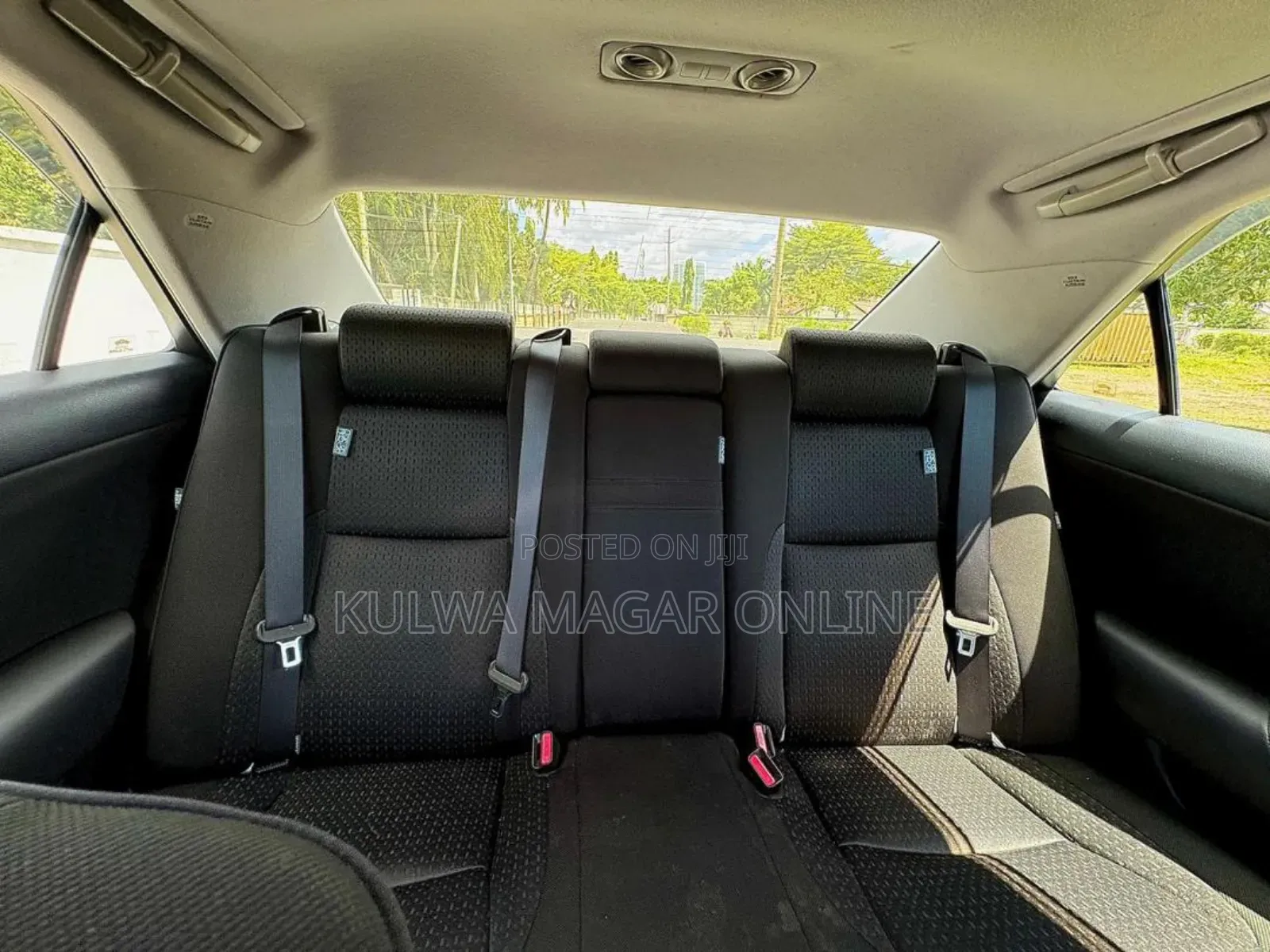 Toyota Crown 2010 Silver