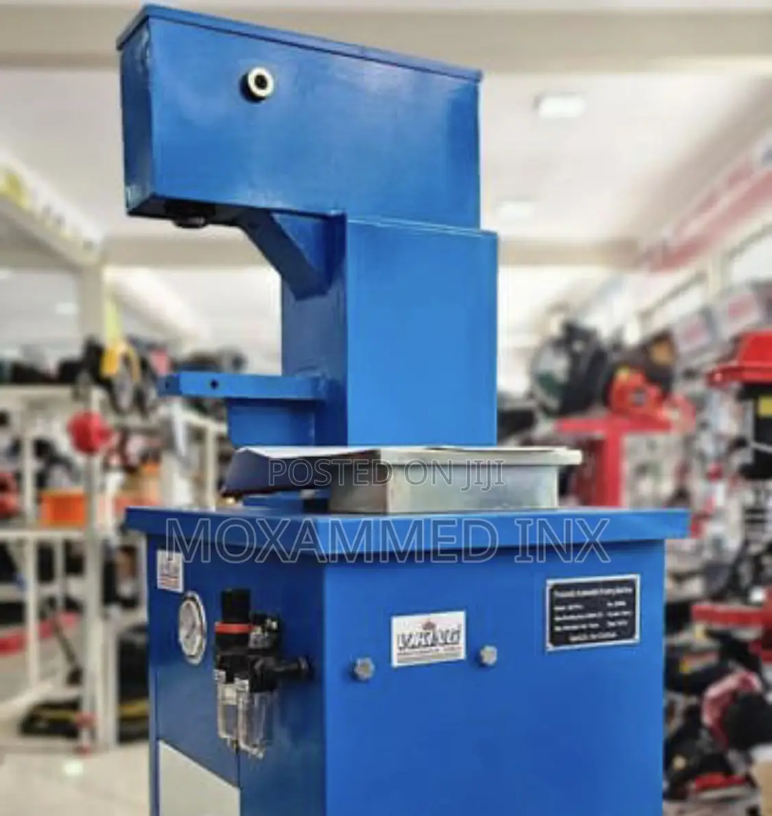 Pneumatic Automobile Riverting Machine