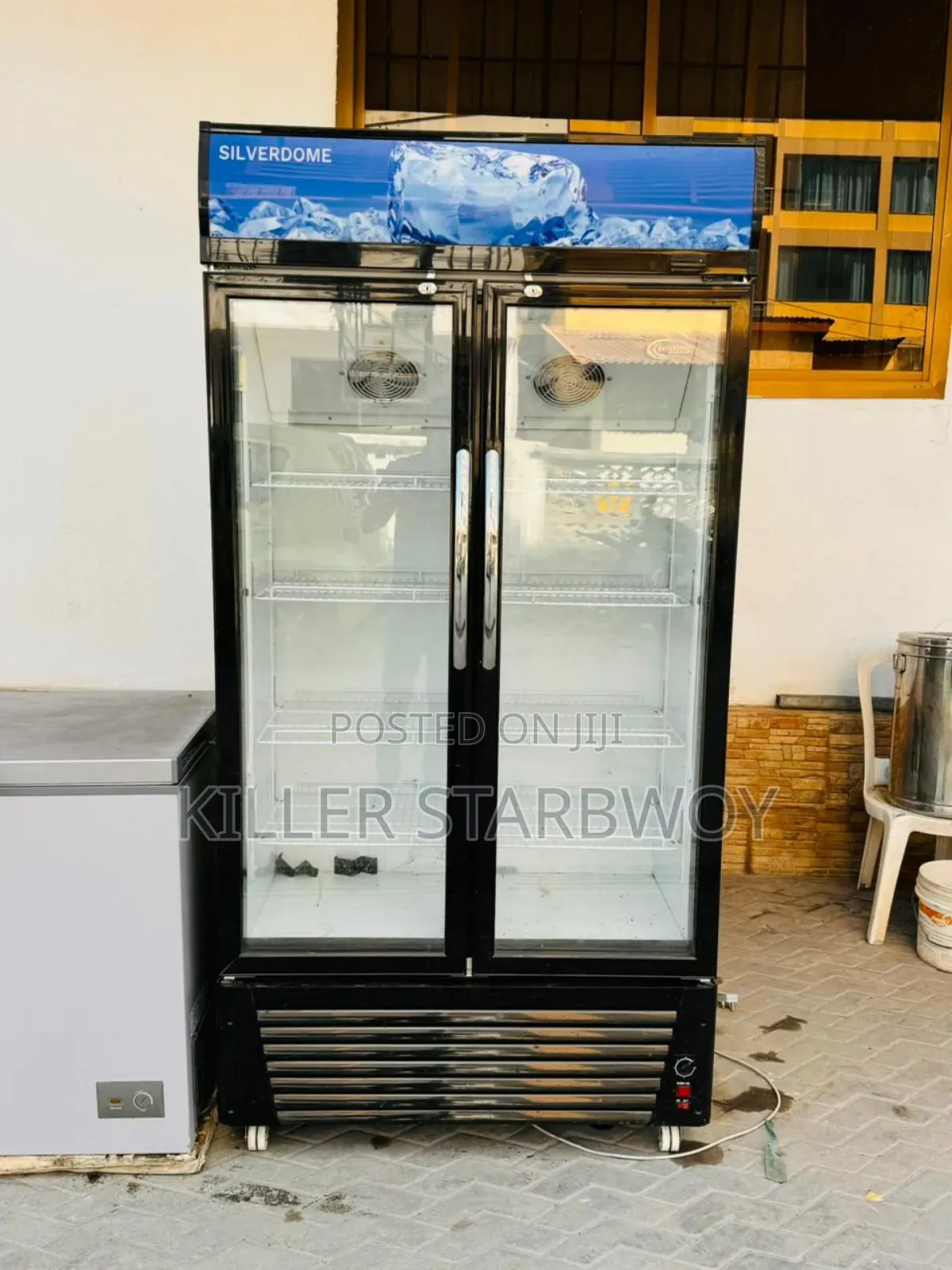 Display Fridge Used