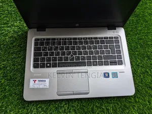 Laptop HP EliteBook 820 G3 8GB Intel Core I5 HDD+SSD 500GB