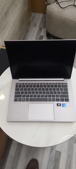 New Laptop HP ZBook Firefly 16inch G9 16GB Intel Core I7 SSD 512GB