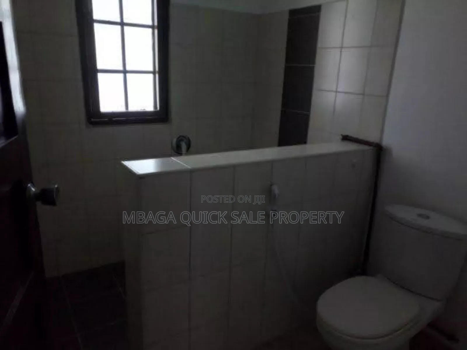3bdrm House in Oyster Bay for sale