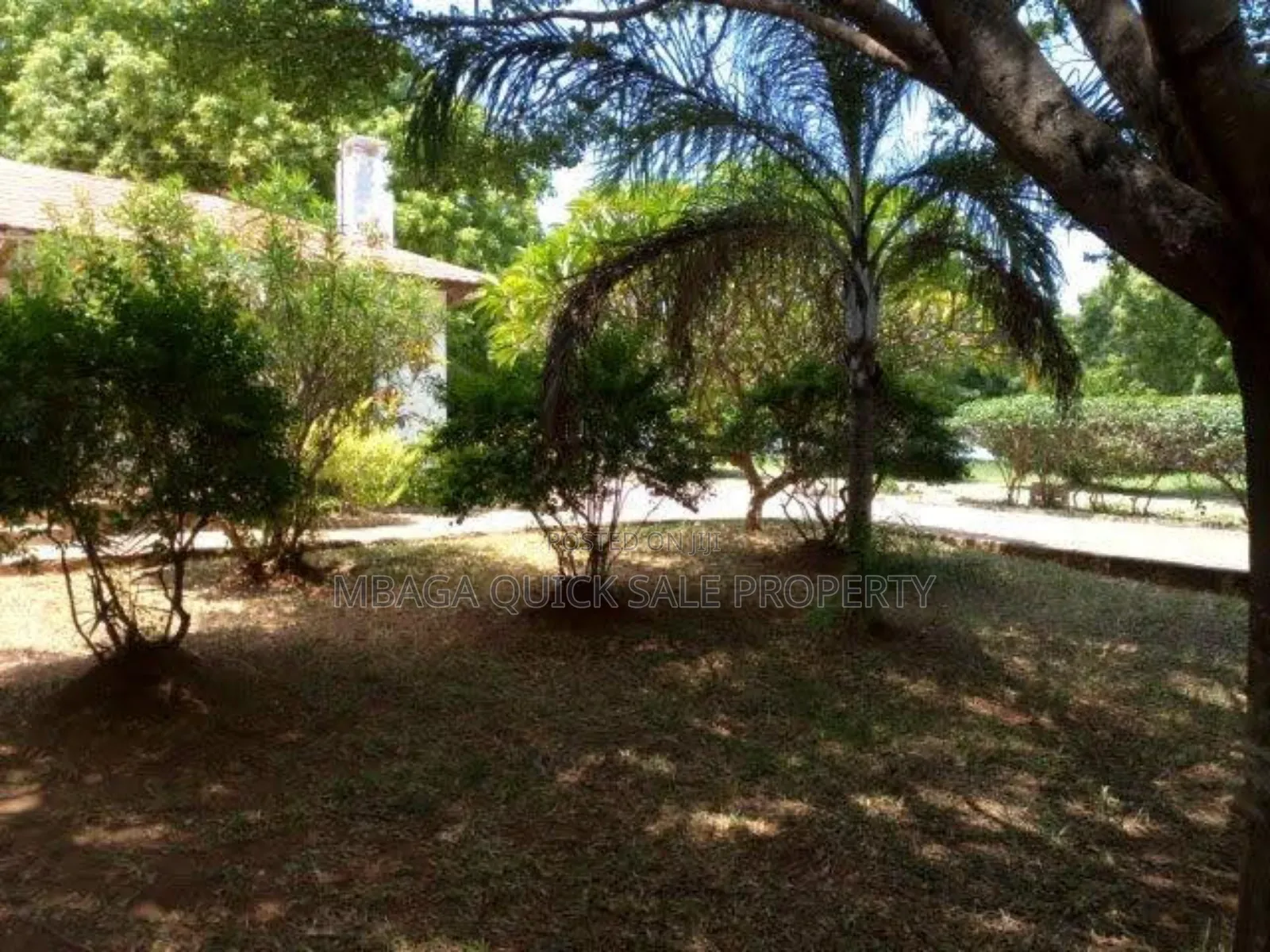 3bdrm House in Oyster Bay for sale