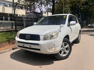 Toyota RAV4 2007 Pearl
