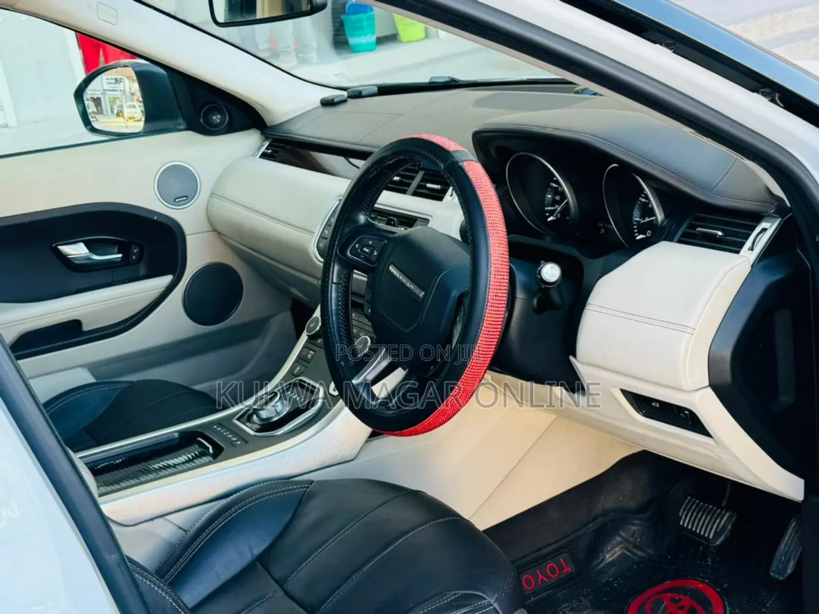 Land Rover Range Rover Evoque 2011 White