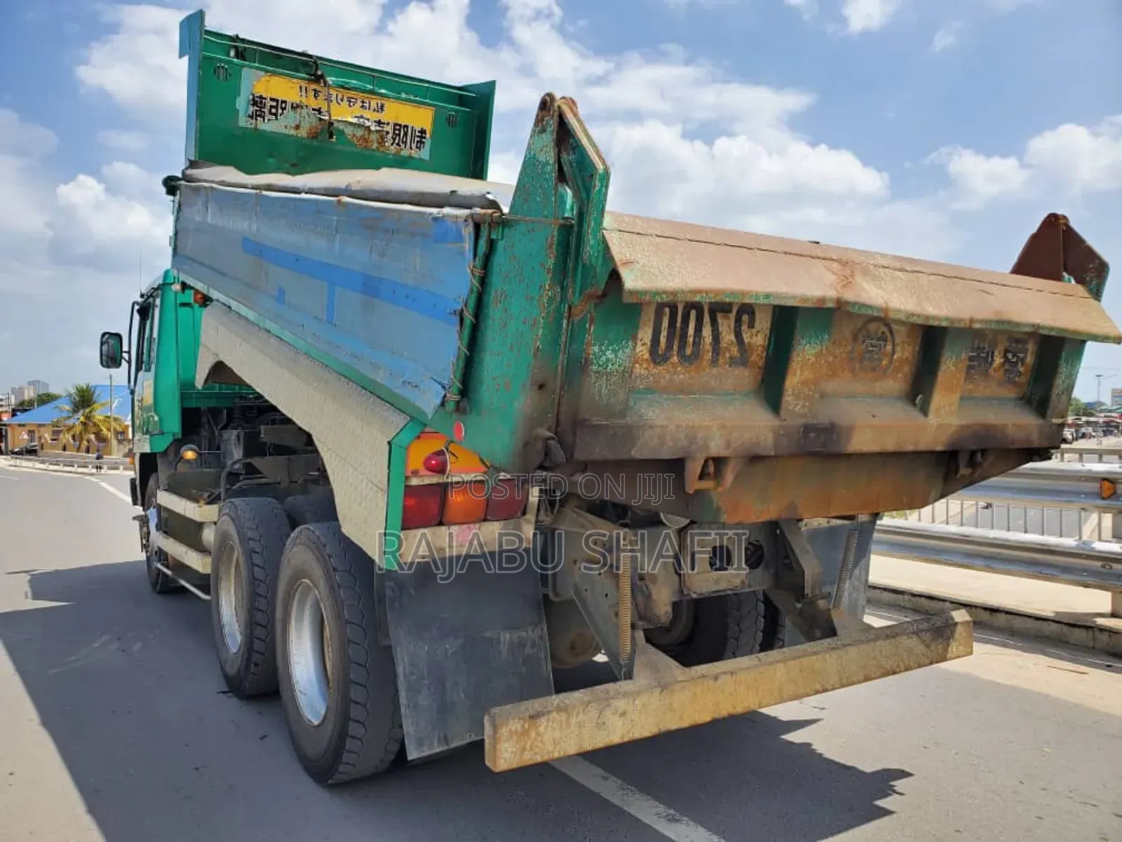 Mitsubishi Fuso Rosa 2000 Green