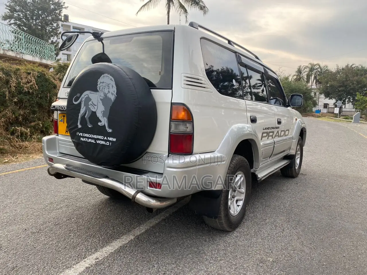 Toyota Land Cruiser Prado 2000 Silver