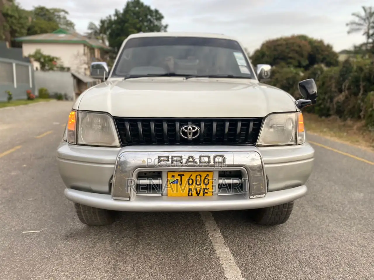 Toyota Land Cruiser Prado 2000 Silver