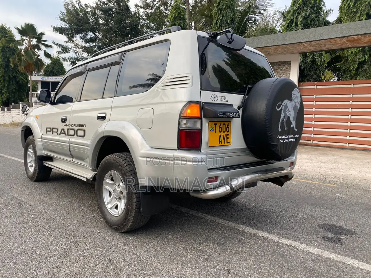Toyota Land Cruiser Prado 2000 Silver