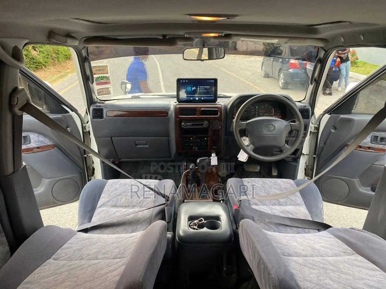 Toyota Land Cruiser Prado 2000 Silver