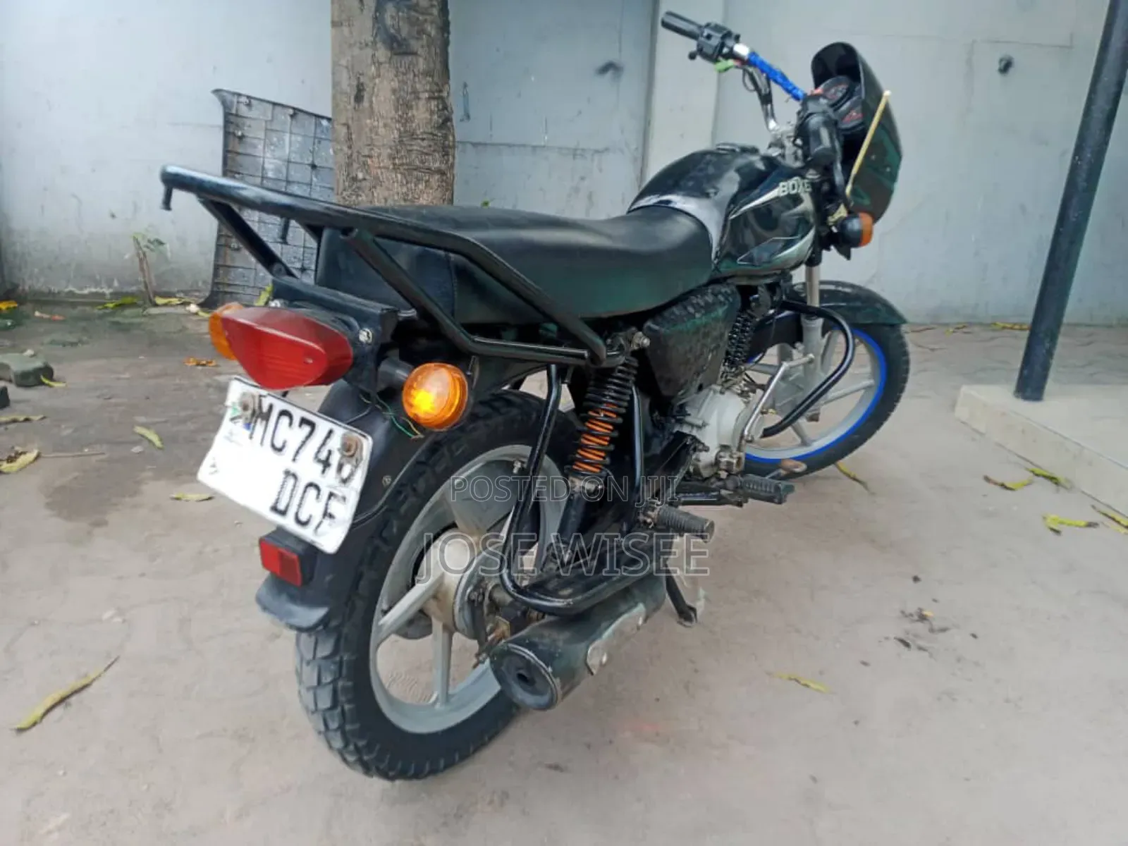 Bajaj Boxer 125 2024 Black