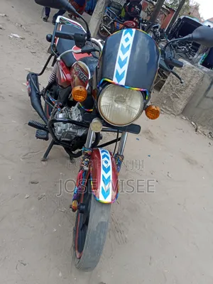 Bajaj Boxer 150 UG 2018 Red