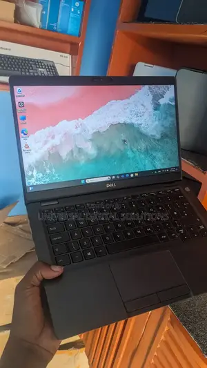Laptop Dell Latitude 5310 8GB Intel Core I5 SSD 256GB