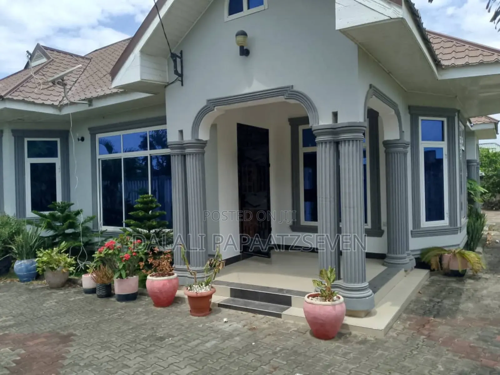 4bdrm House in Dalalipapaatzseven, Bunju for rent