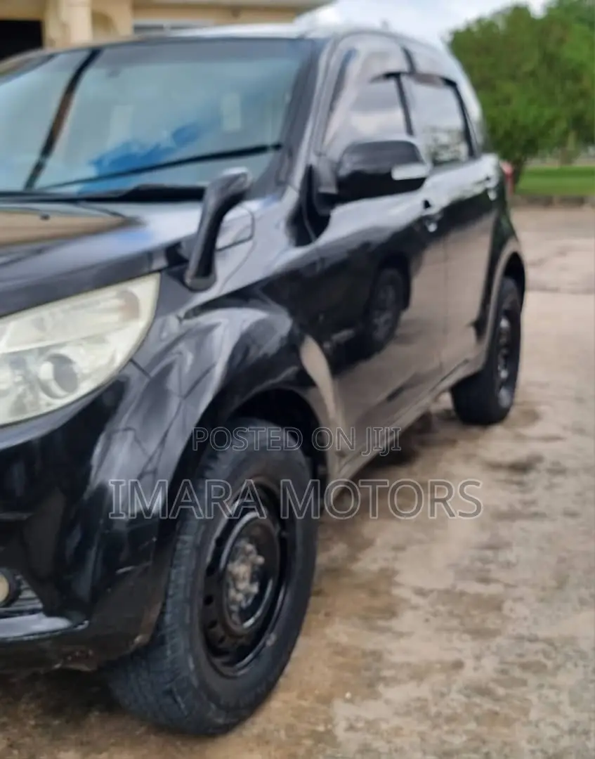 Toyota Rush 2010 Black