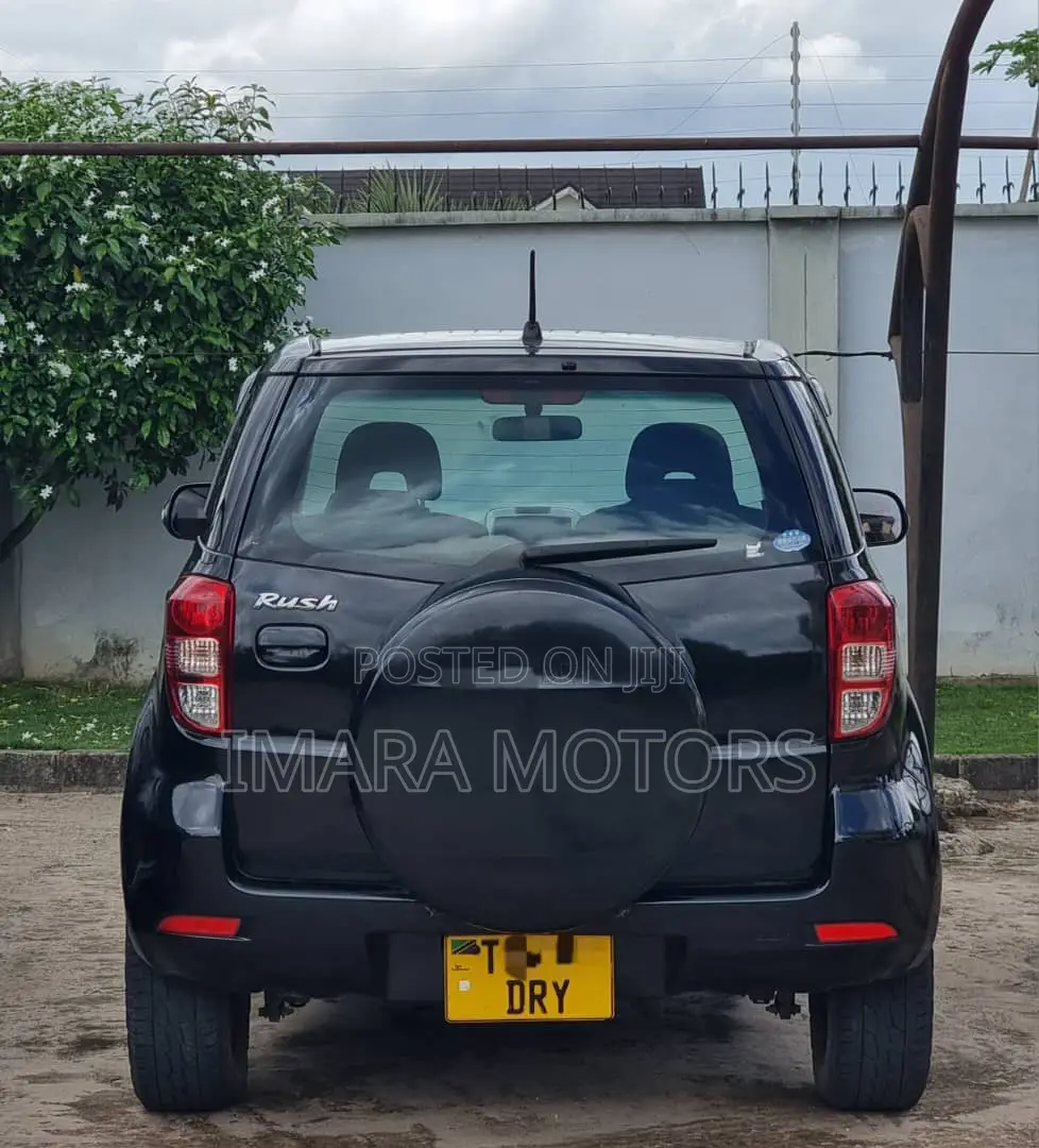 Toyota Rush 2010 Black