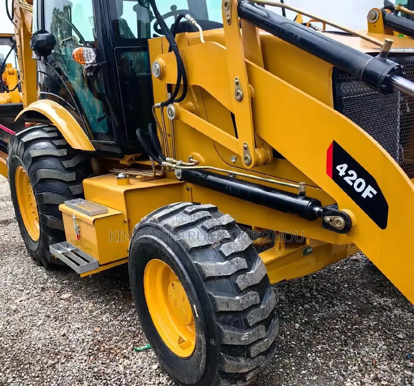 Ready to Order From China CAT Loading Excavator