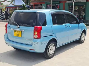 Toyota Raum 1.5 AWD 2003 Blue