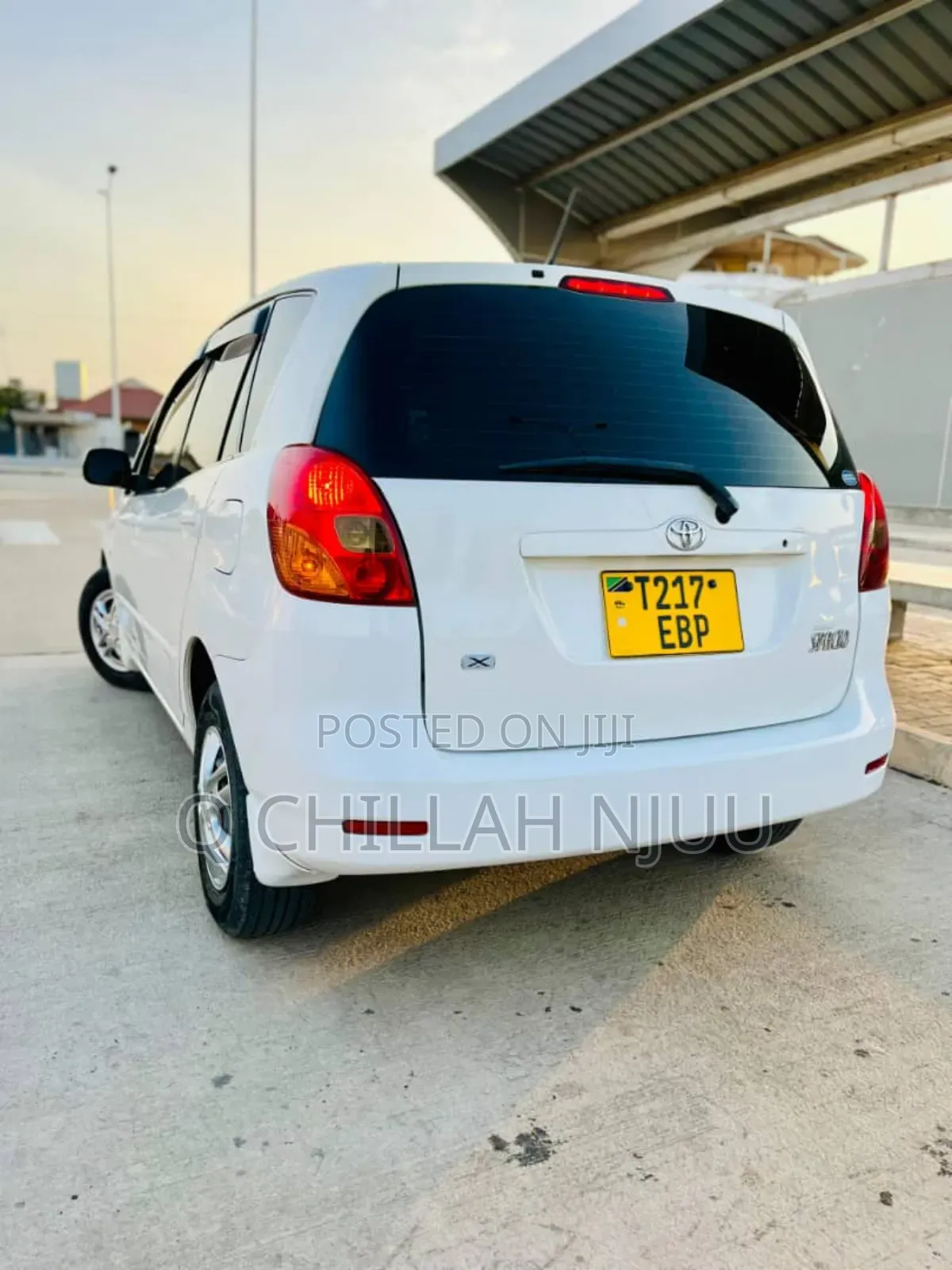 Toyota Corolla Spacio 2001 White