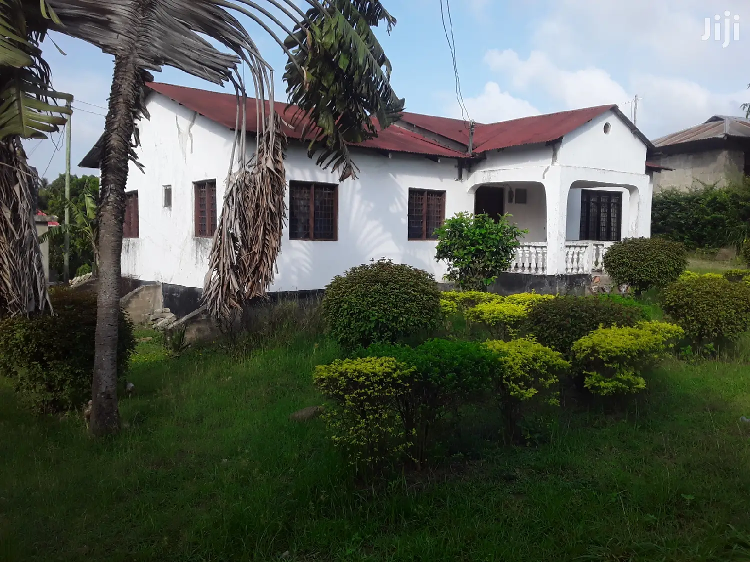 Furnished 3bdrm Townhouse/Terrace in , Kiluvya for sale
